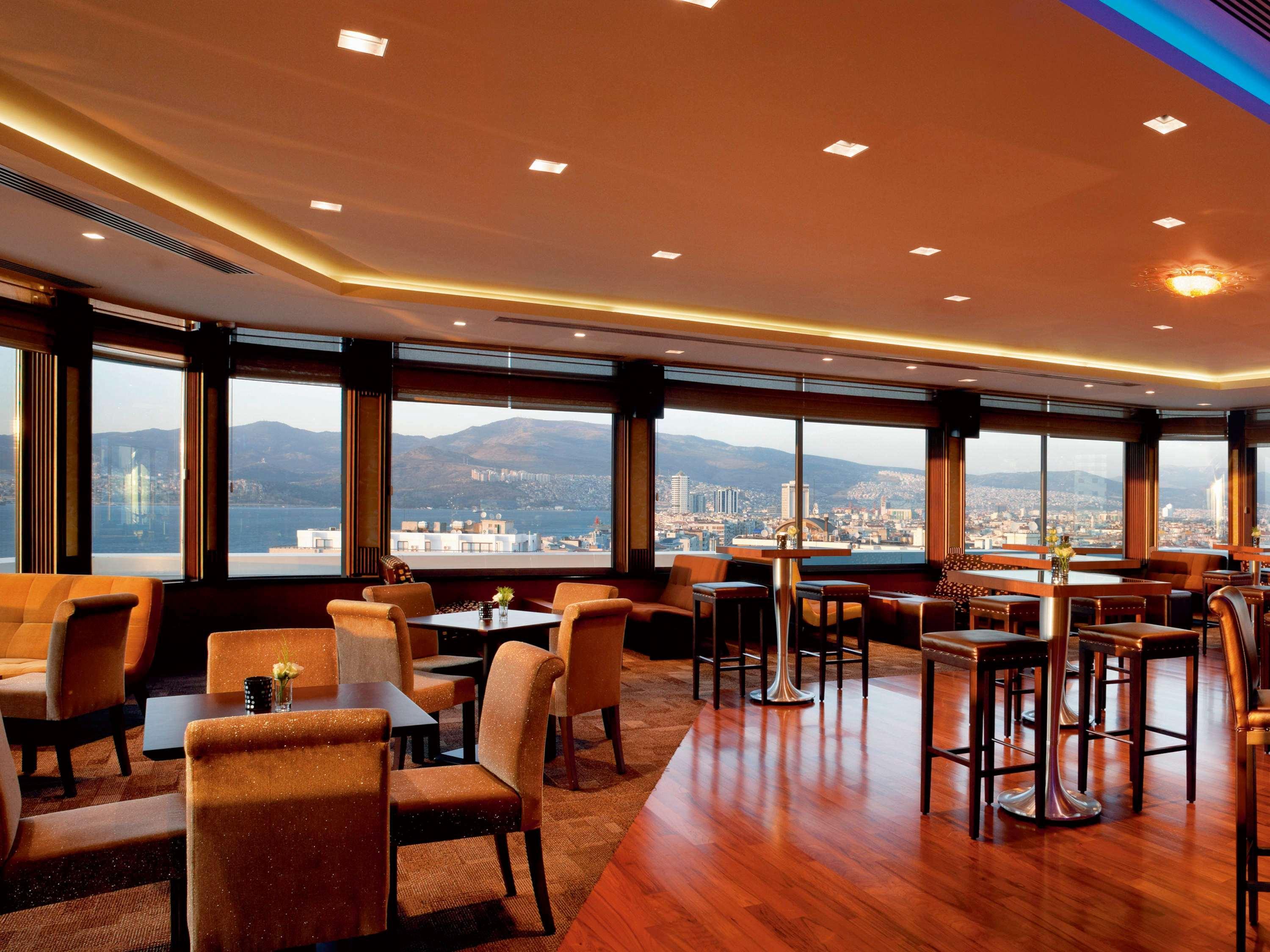 Movenpick Hotel İzmir Luaran gambar