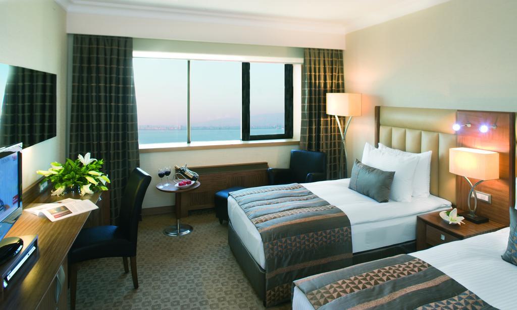 Movenpick Hotel İzmir Luaran gambar